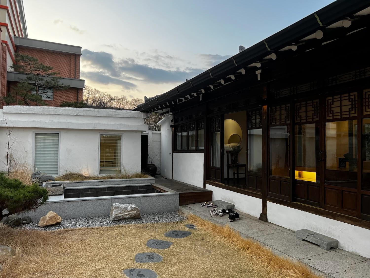 Cover Image for Ntjam Hanok Stay