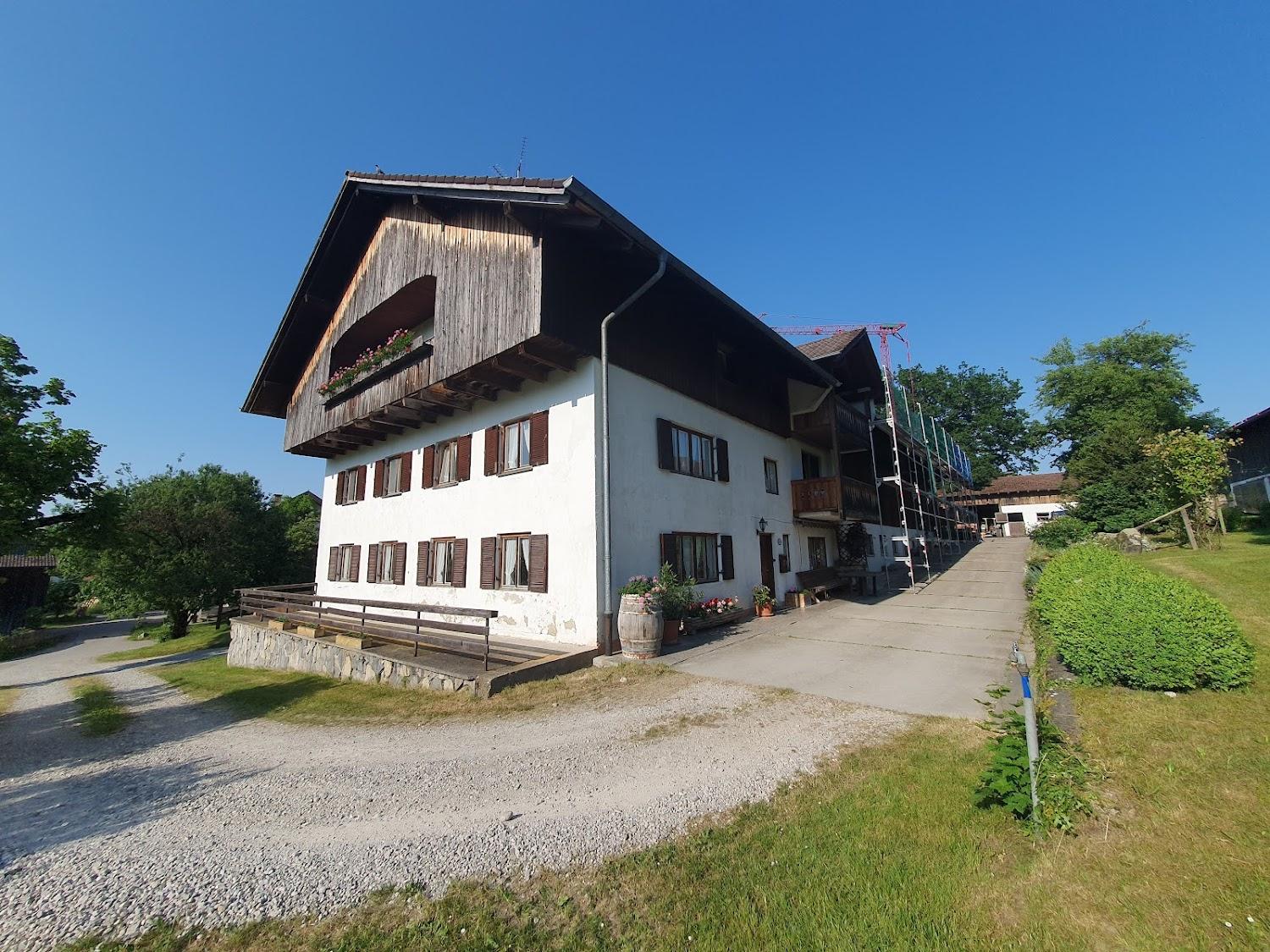 Cover Image for Ferienwohnungen Gebarthof