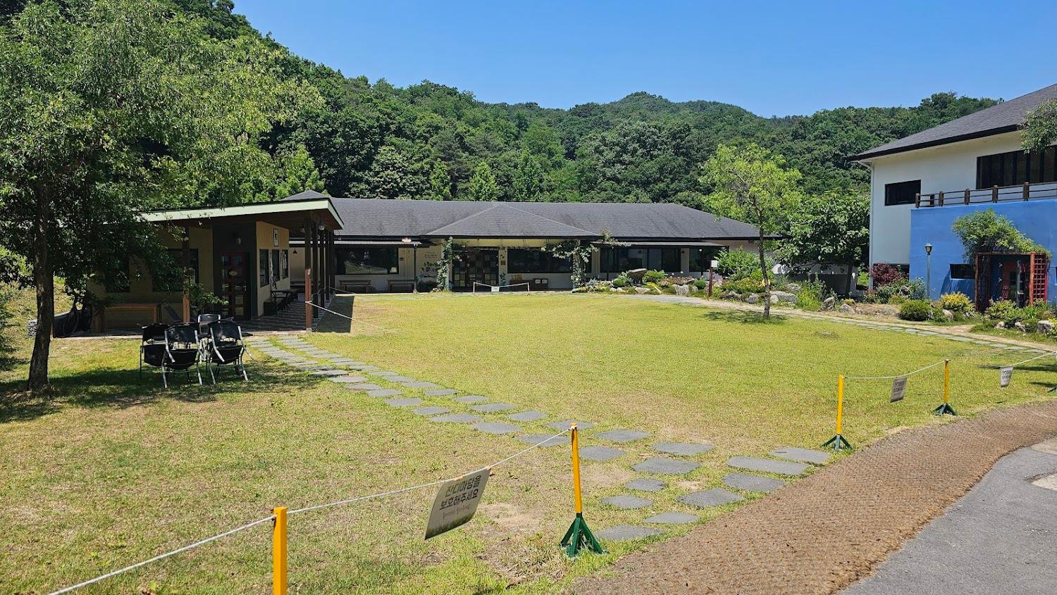 Cover Image for 깊은산속 옹달샘