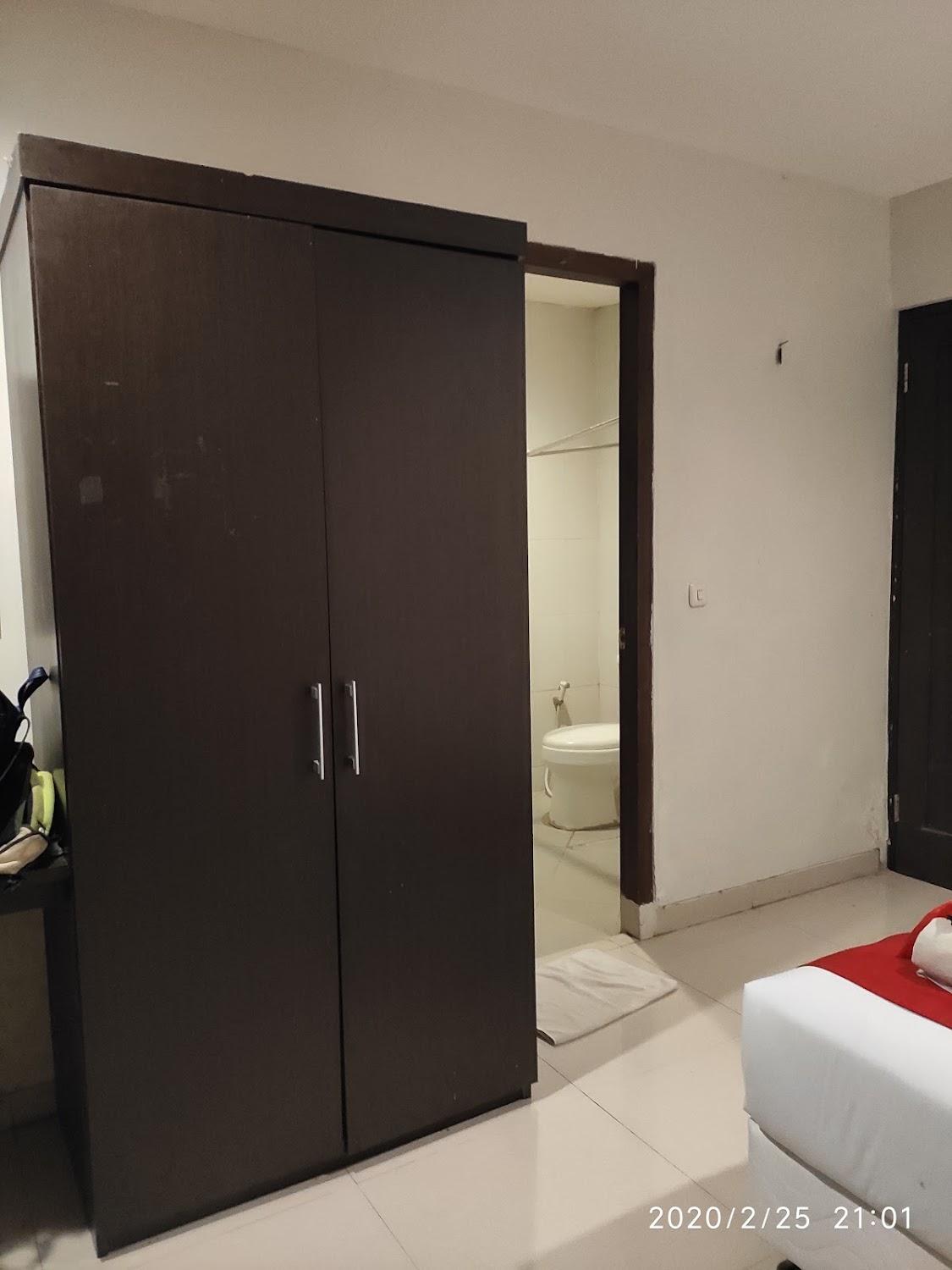 Cover Image for RedDoorz near Senopati 2
