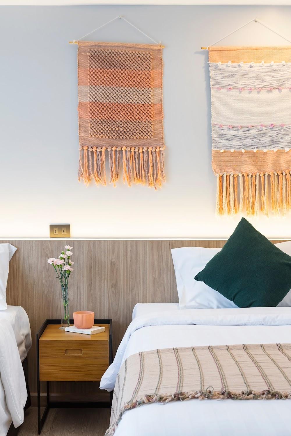Cover Image for Darley Hotel