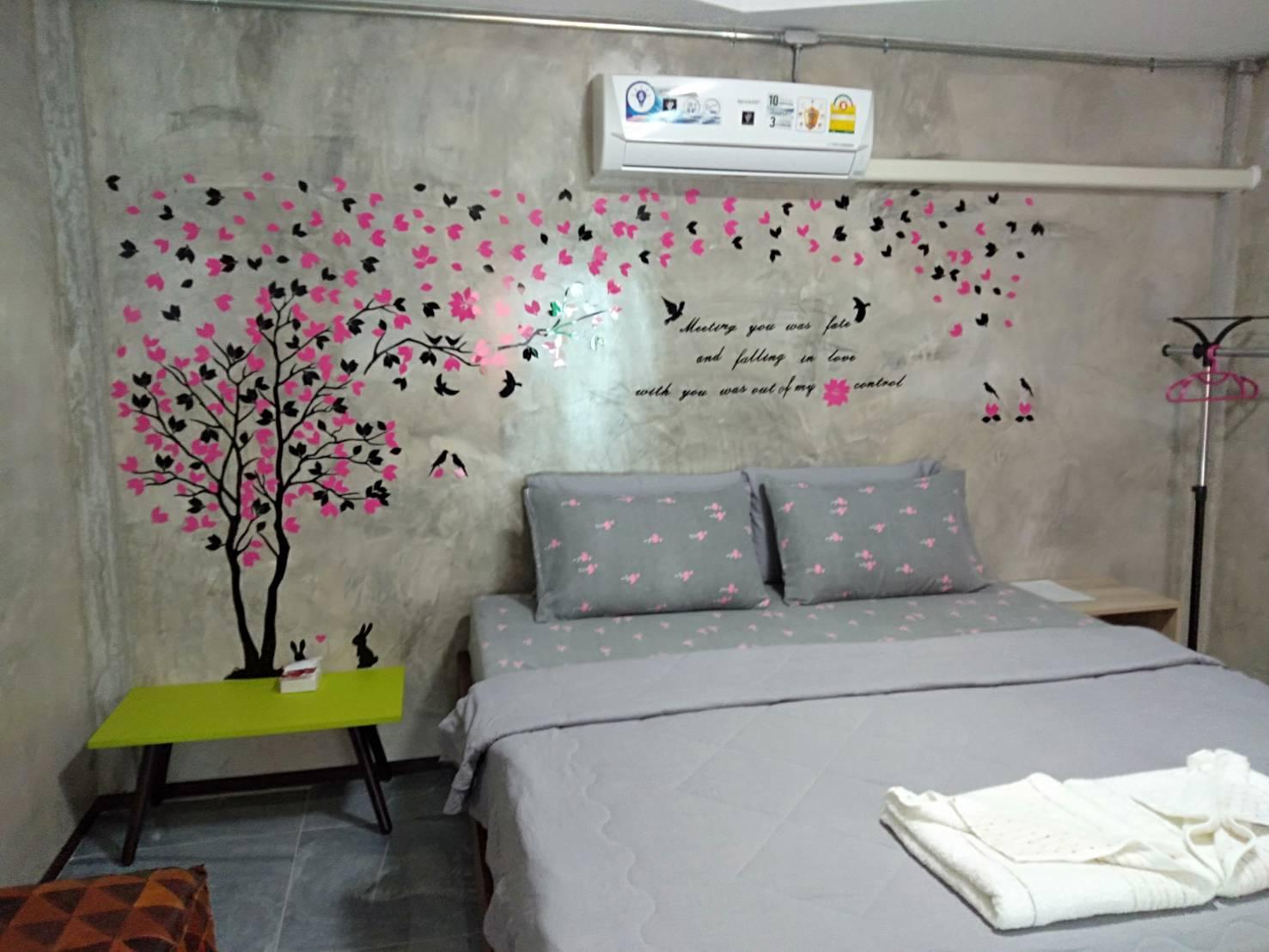Cover Image for Factory Boutique Hotel