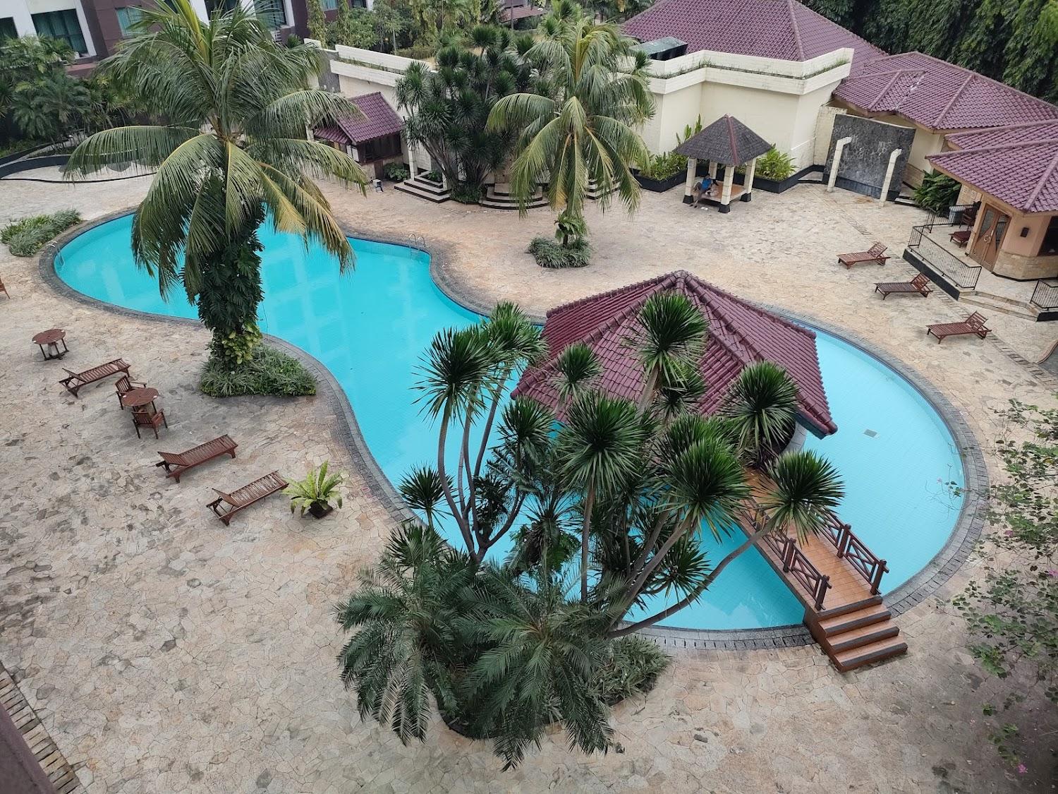 Cover Image for Kristal Hotel