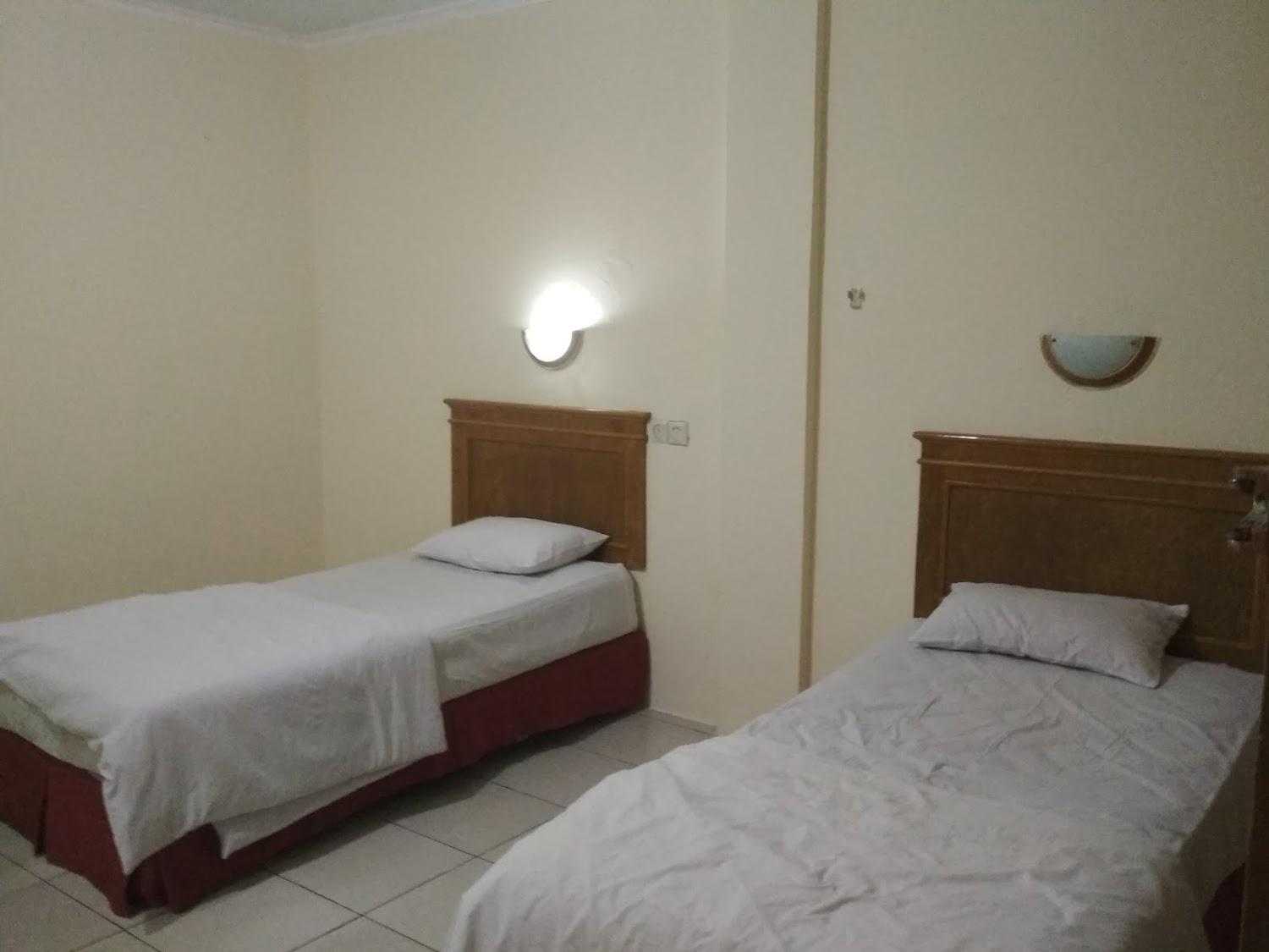 Cover Image for Yasmin Hotel