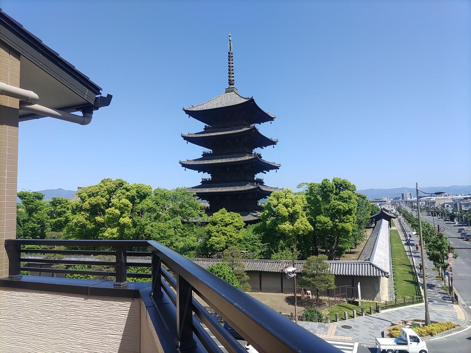 Cover Image for PREMIUM TOJI