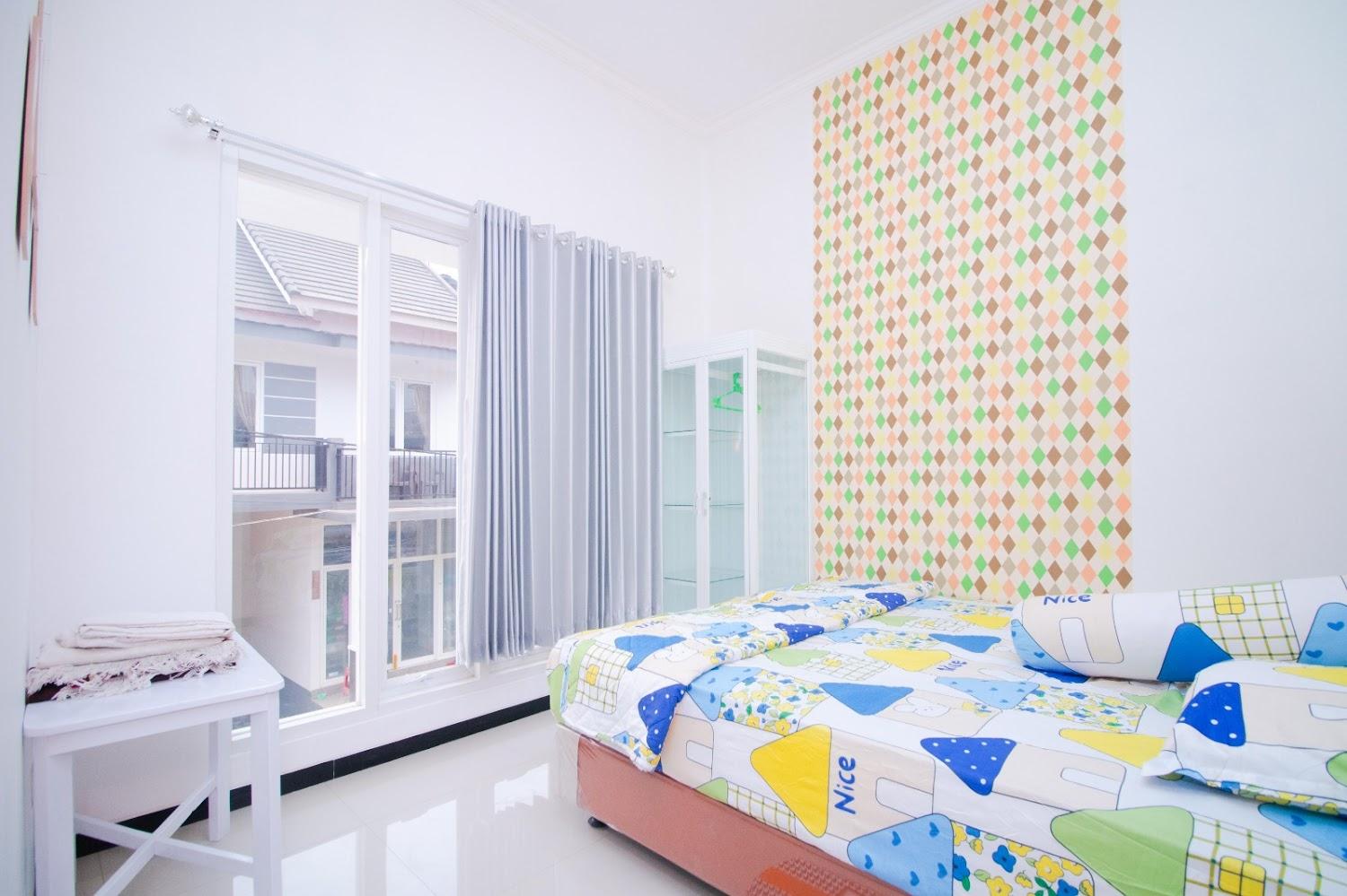 Cover Image for VILLA CERIA