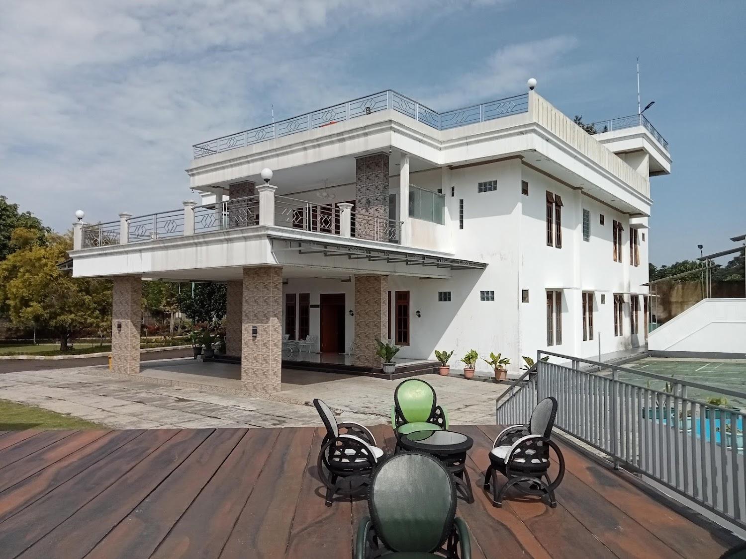 Cover Image for Villa Bukit Berkat
