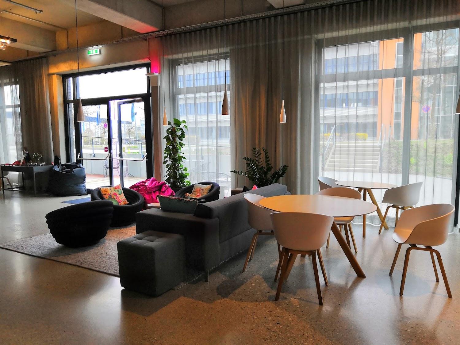 Cover Image for Moxy Munich Airport