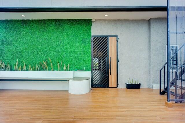 Cover Image for Super OYO 93064 Alhesa Residence