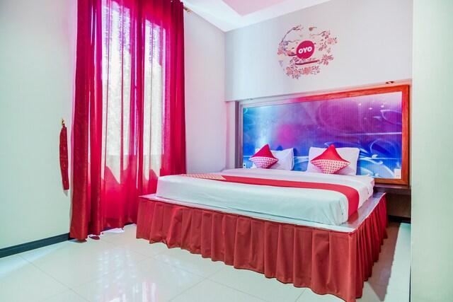 Cover Image for OYO 711 Salam Residence Syariah