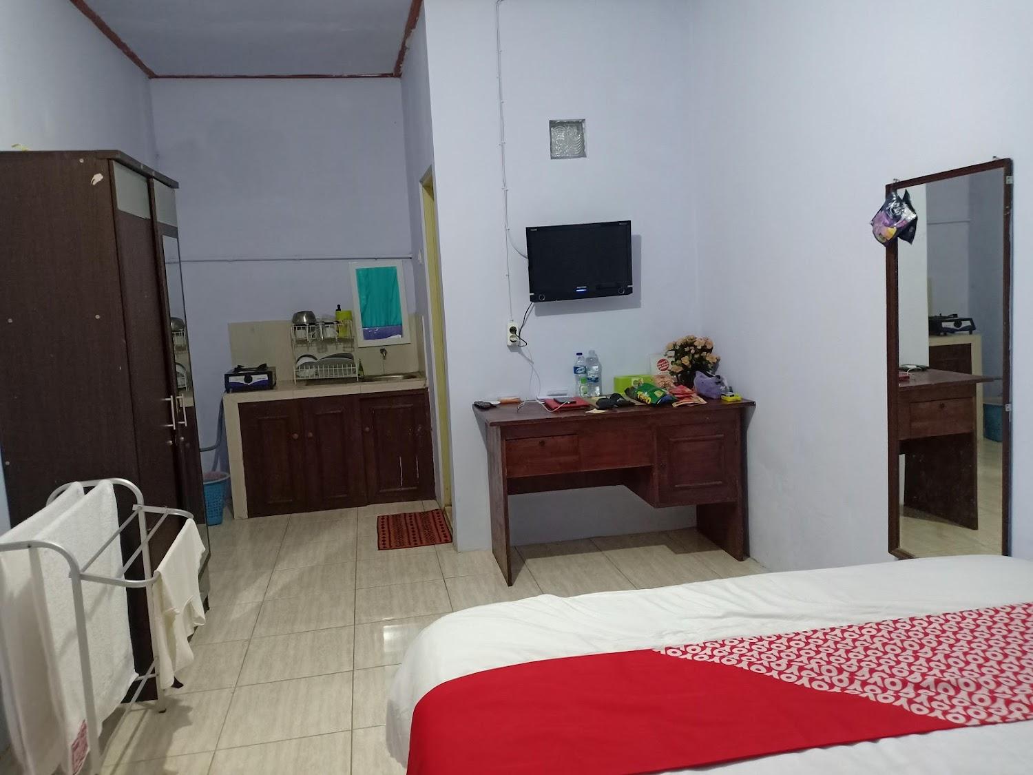 Cover Image for OYO 1721 A. Yani 95 Residence