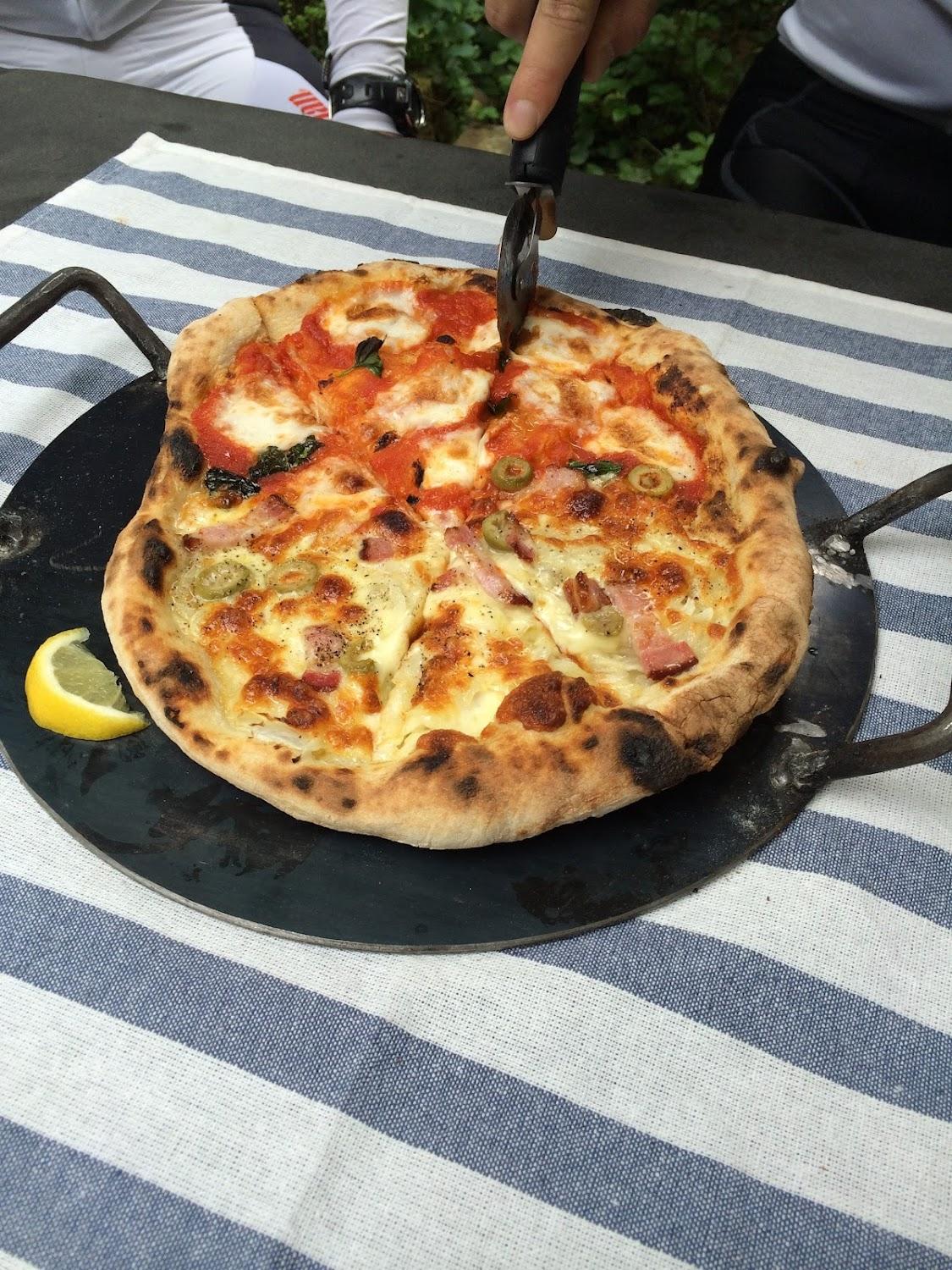 Cover Image for Erba Pizza & Coffee