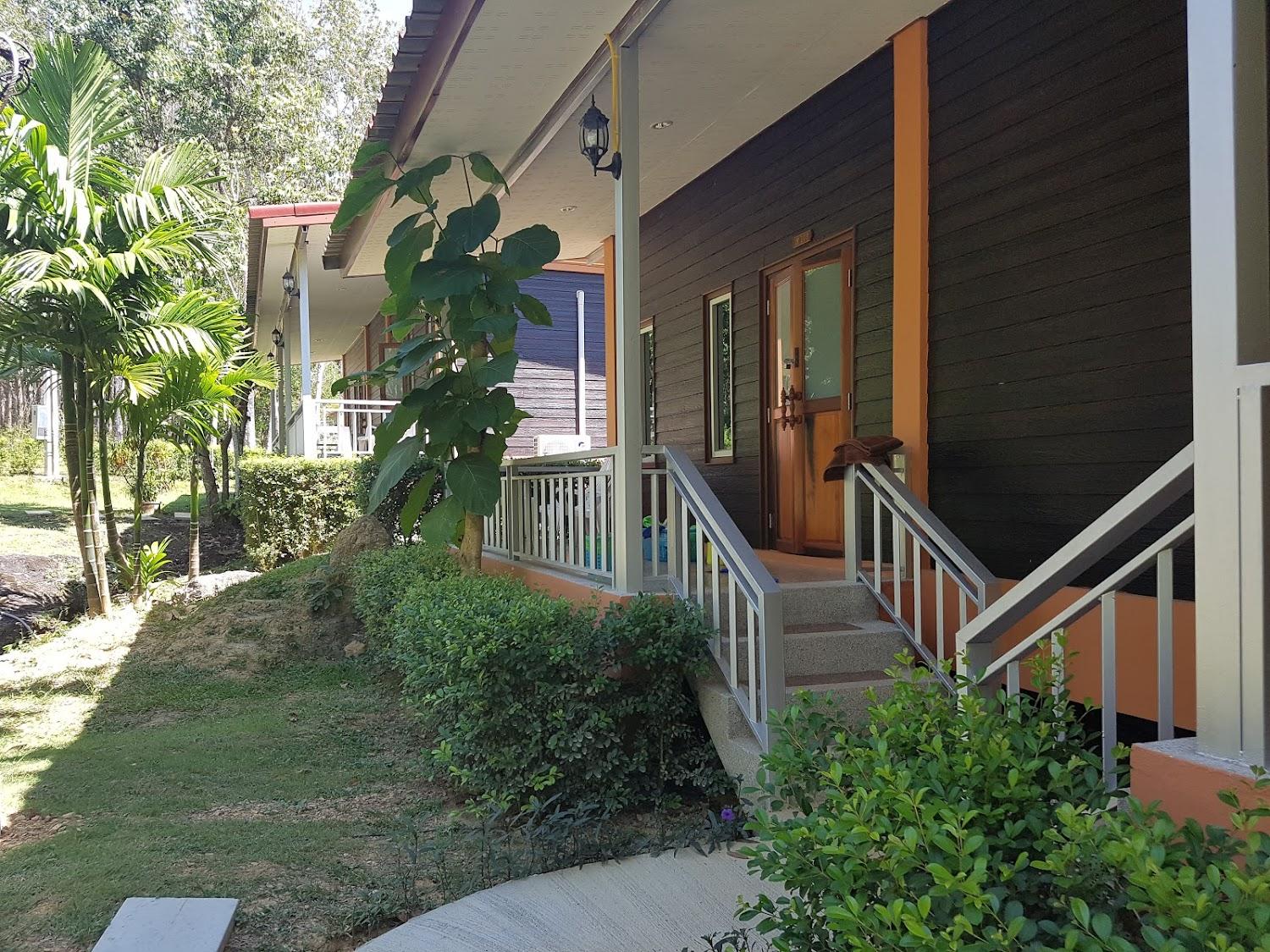 Cover Image for Khum Maikaew Resort