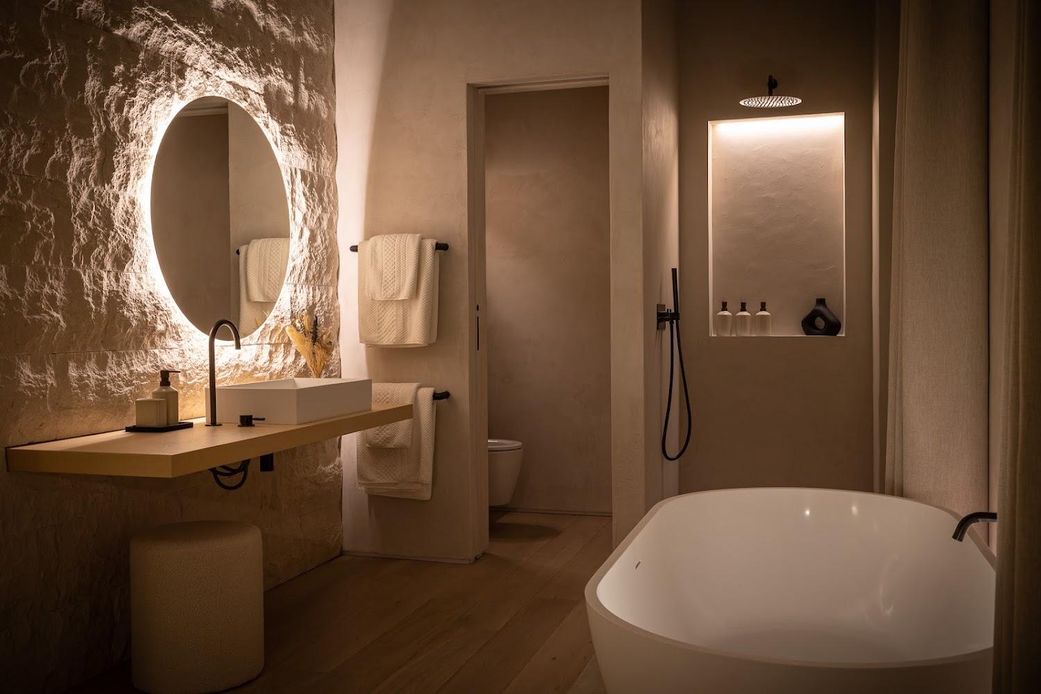 Cover Image for Vriskaig, Luxury Guest Suite with Iconic Views