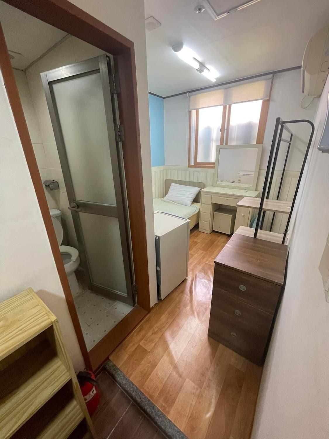 Cover Image for GwangJu SunFlower Hostel