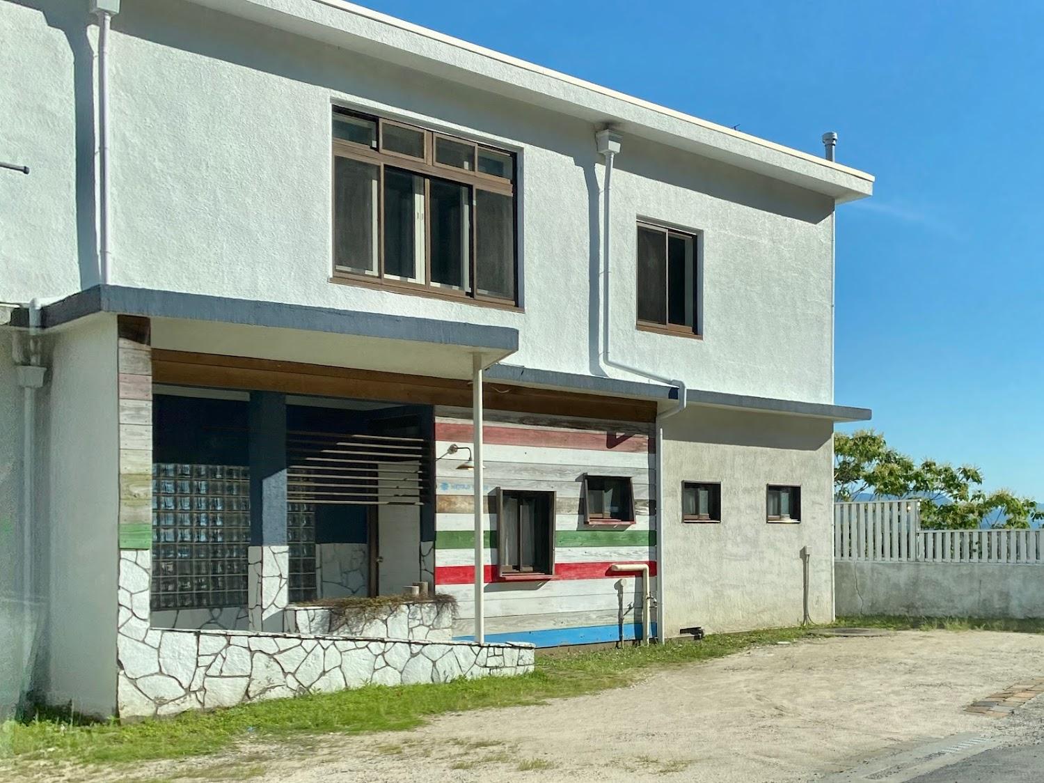 Cover Image for Nejiro House
