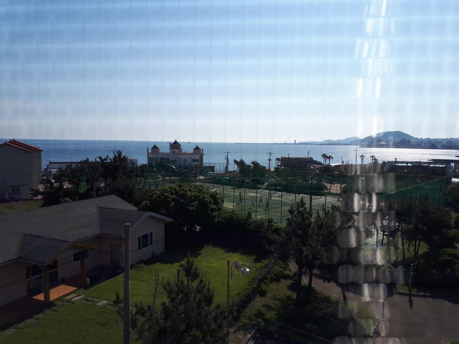 Cover Image for 바닷가쉼터