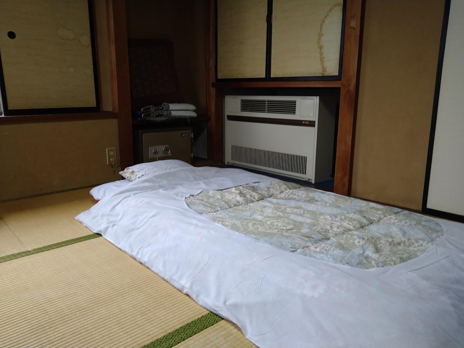 Cover Image for Tokudaya Hotel