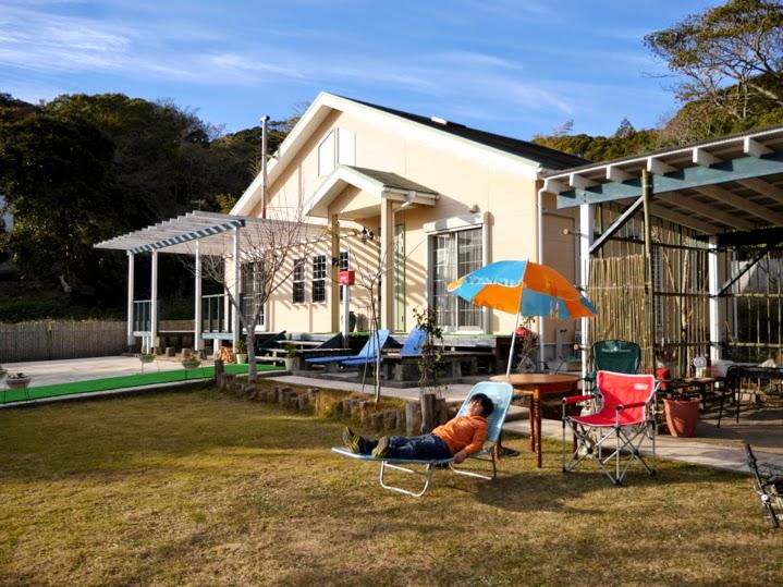Cover Image for Hawaiian Loco Home Hana Hou