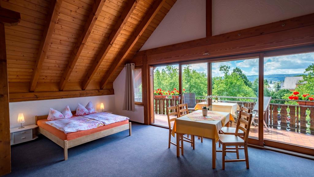 Cover Image for Hotel Haus Rose - Bed & Breakfast