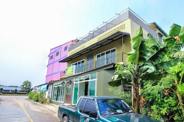 Cover Image for OYO 381 Baan Kesmanee
