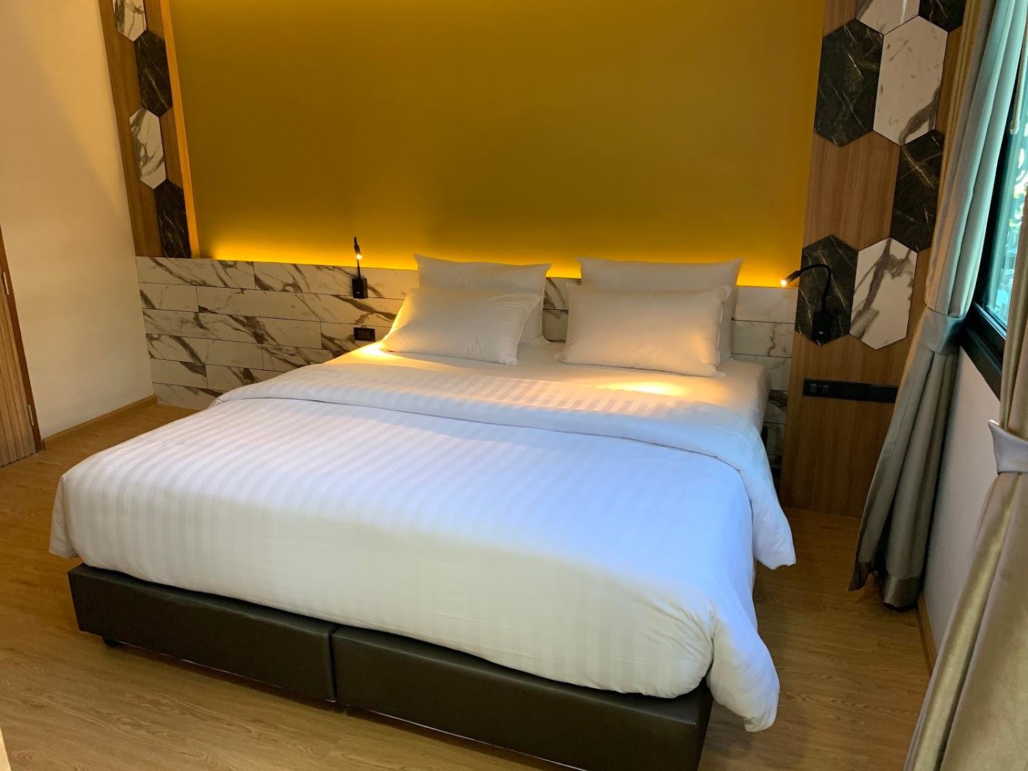 Cover Image for Sky Wave Patong Hotel