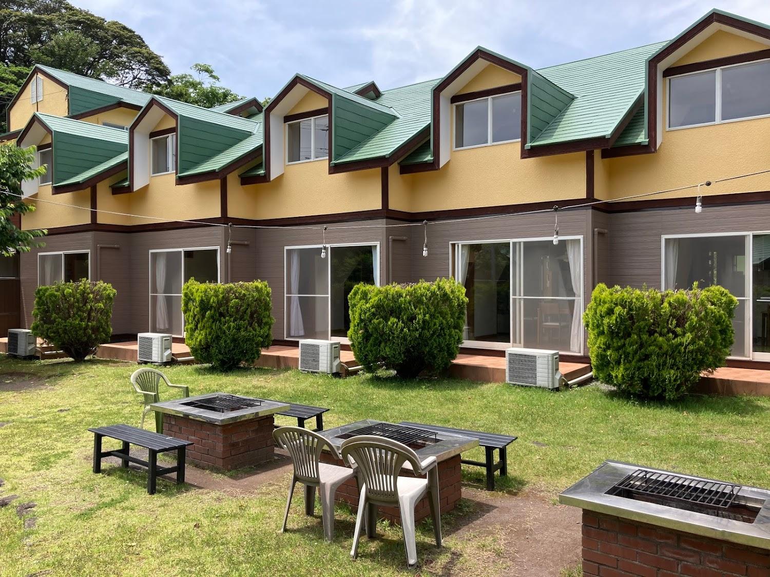 Cover Image for Place 1st Orange Village