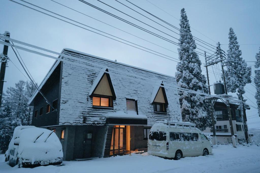 Cover Image for Powder Recon - Lodge