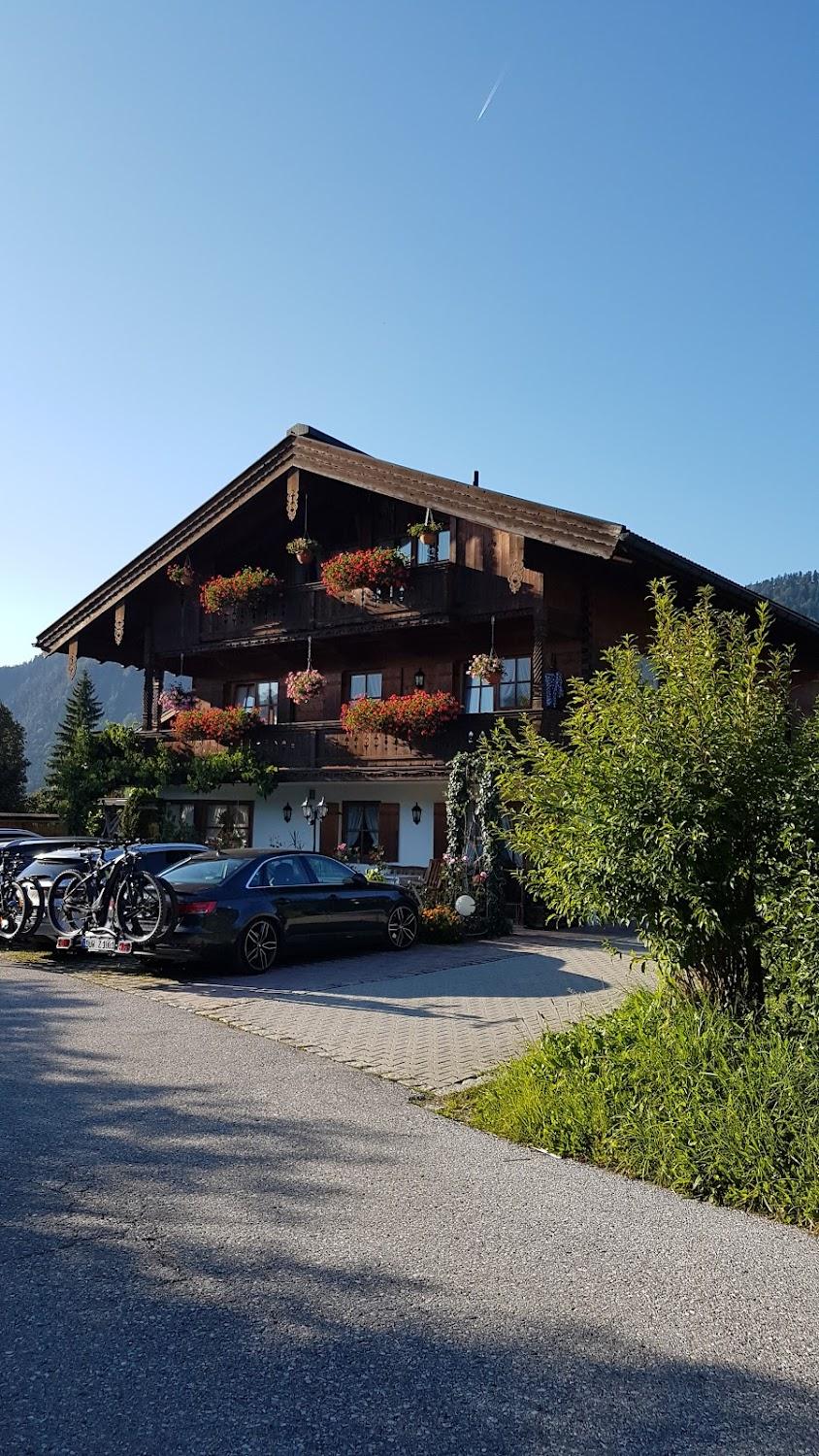 Cover Image for Gästehaus Schwarzlofer