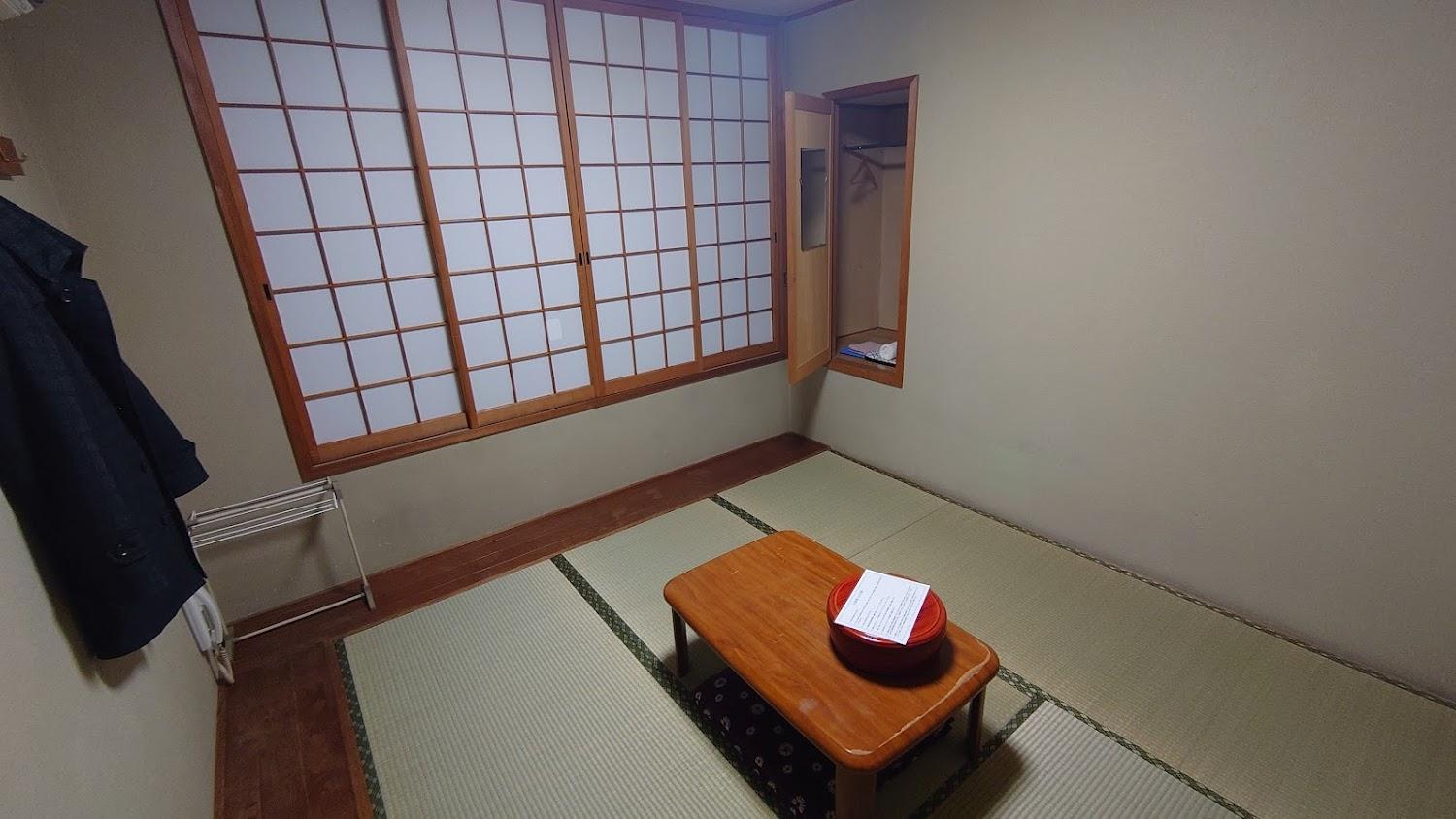 Cover Image for Business Inn Tomoe