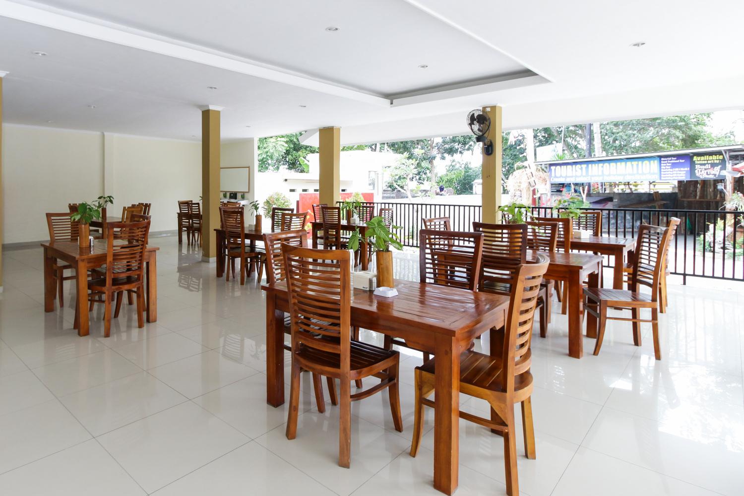 Cover Image for Airy Batu Layar Raya Senggigi 2 Lombok