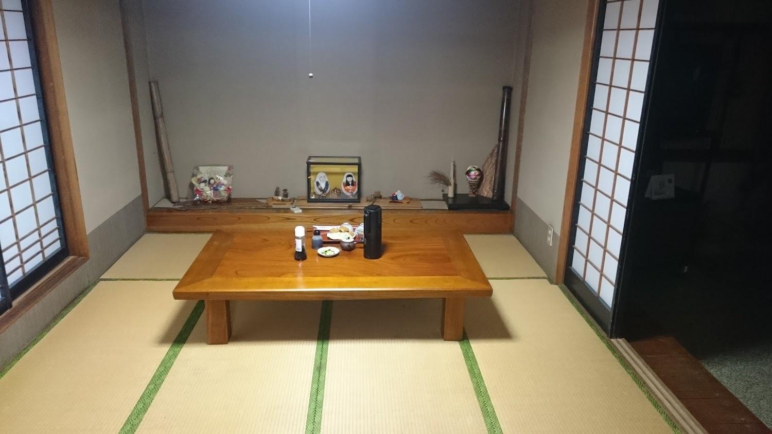 Cover Image for Tomoe