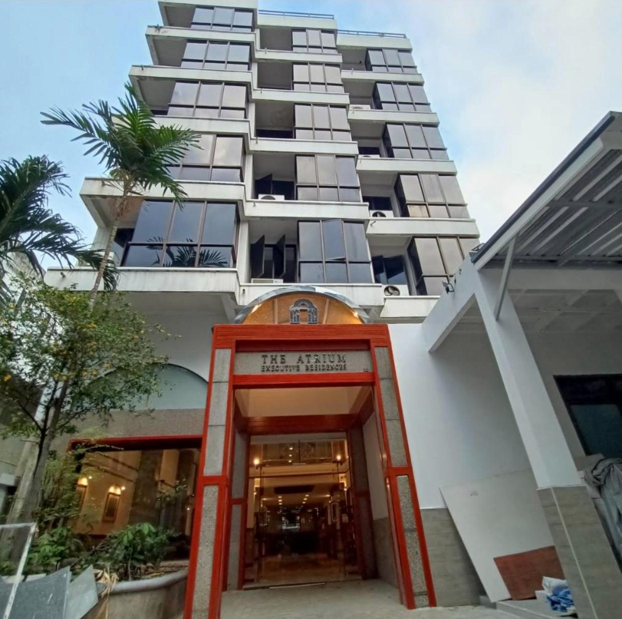 Cover Image for The Atrium Condominium