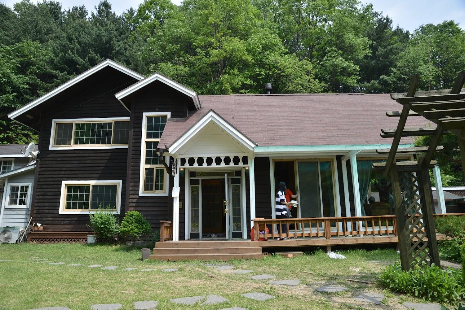 Cover Image for 산내음펜션