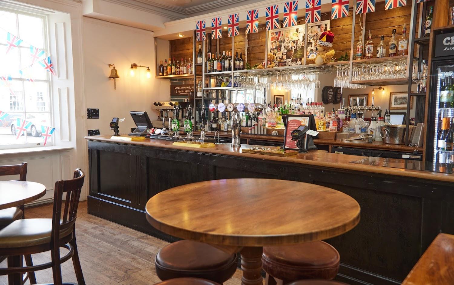Cover Image for Kings Arms Hotel