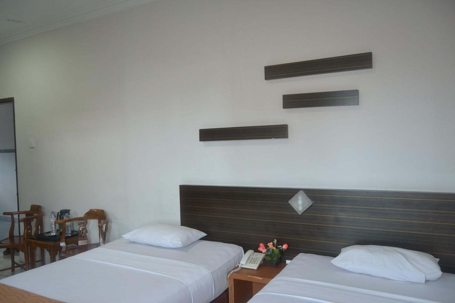 Cover Image for Dharma Utama Hotel