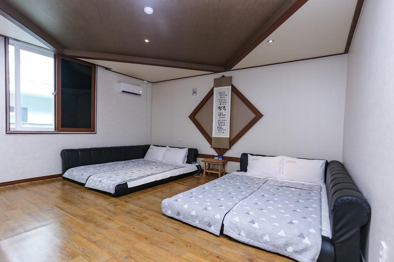 Cover Image for Bulguksa Tourist Hotel