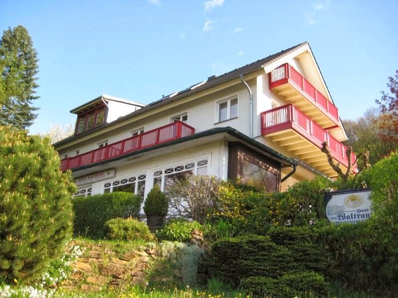 Cover Image for Hotel Café Waltraut