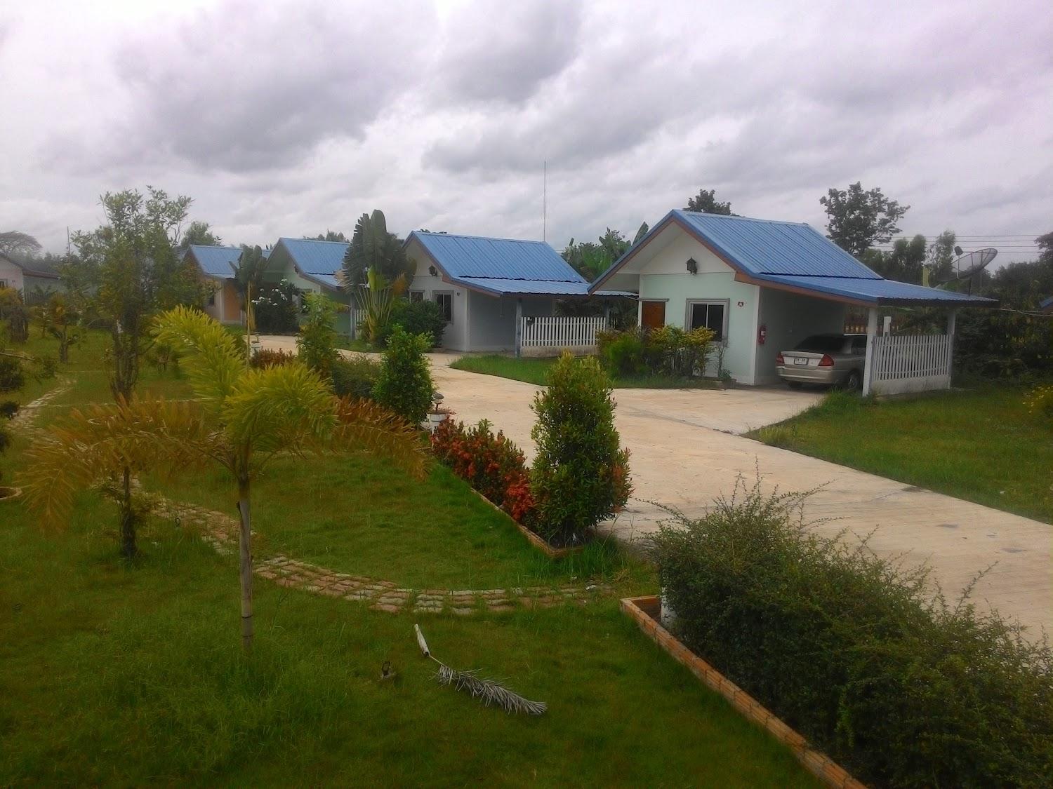 Cover Image for ปิ่นมุกรีสอร์ท