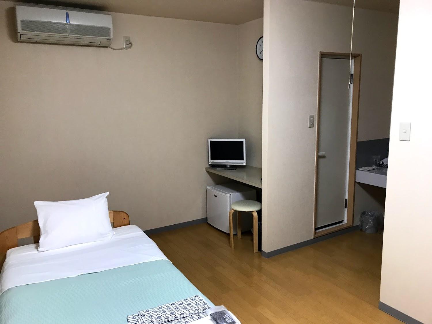 Cover Image for Wisteria Hotel Toyama
