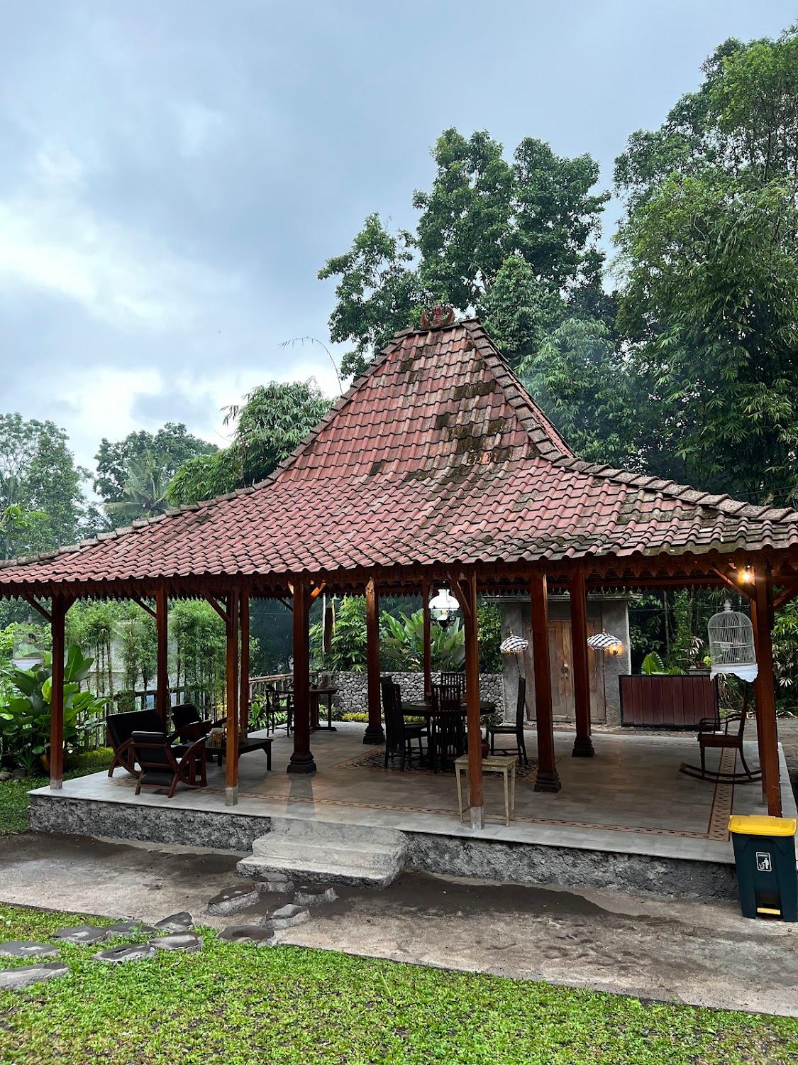 Cover Image for NDALEM RIYARTAN