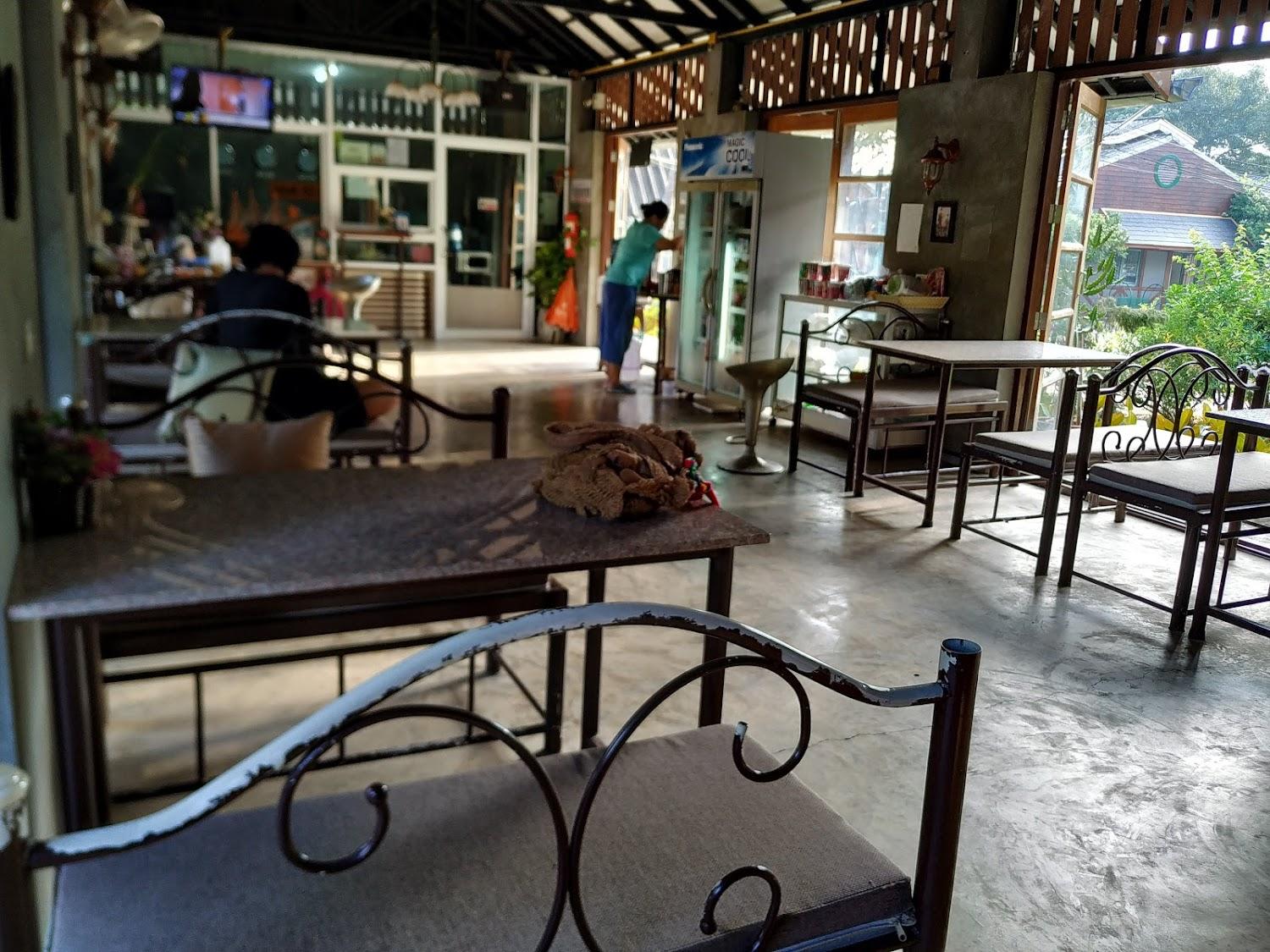 Cover Image for บ้านดี รีสอร์ทลำปาง