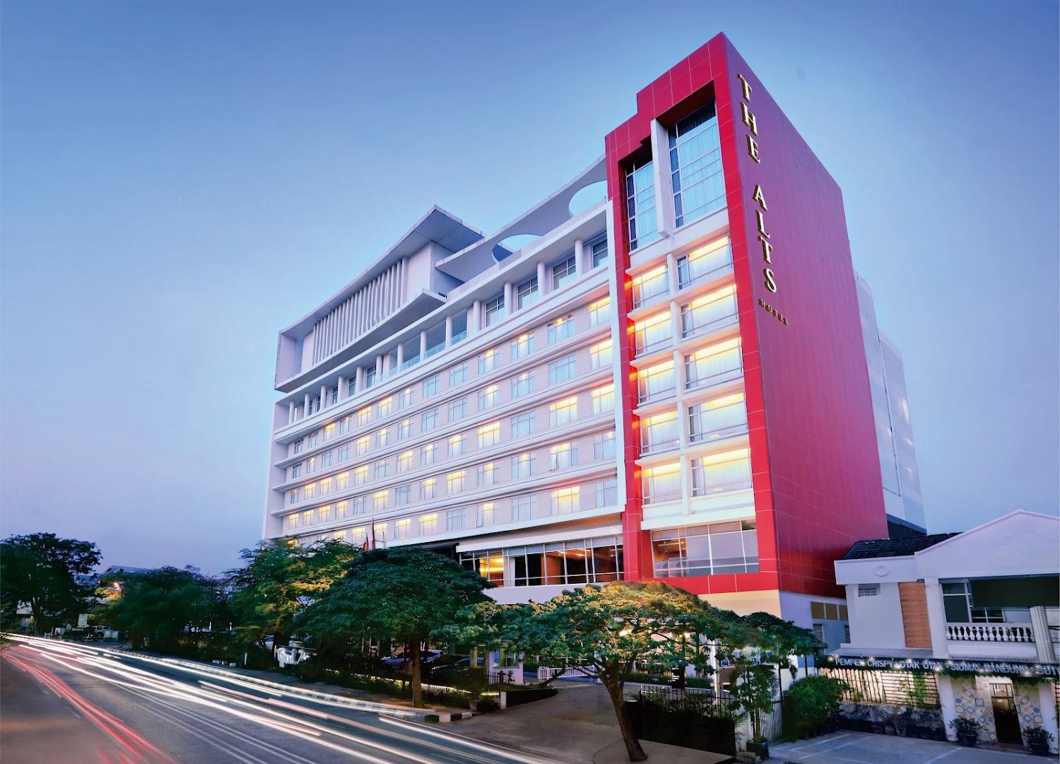 Cover Image for Ảnh At a glance