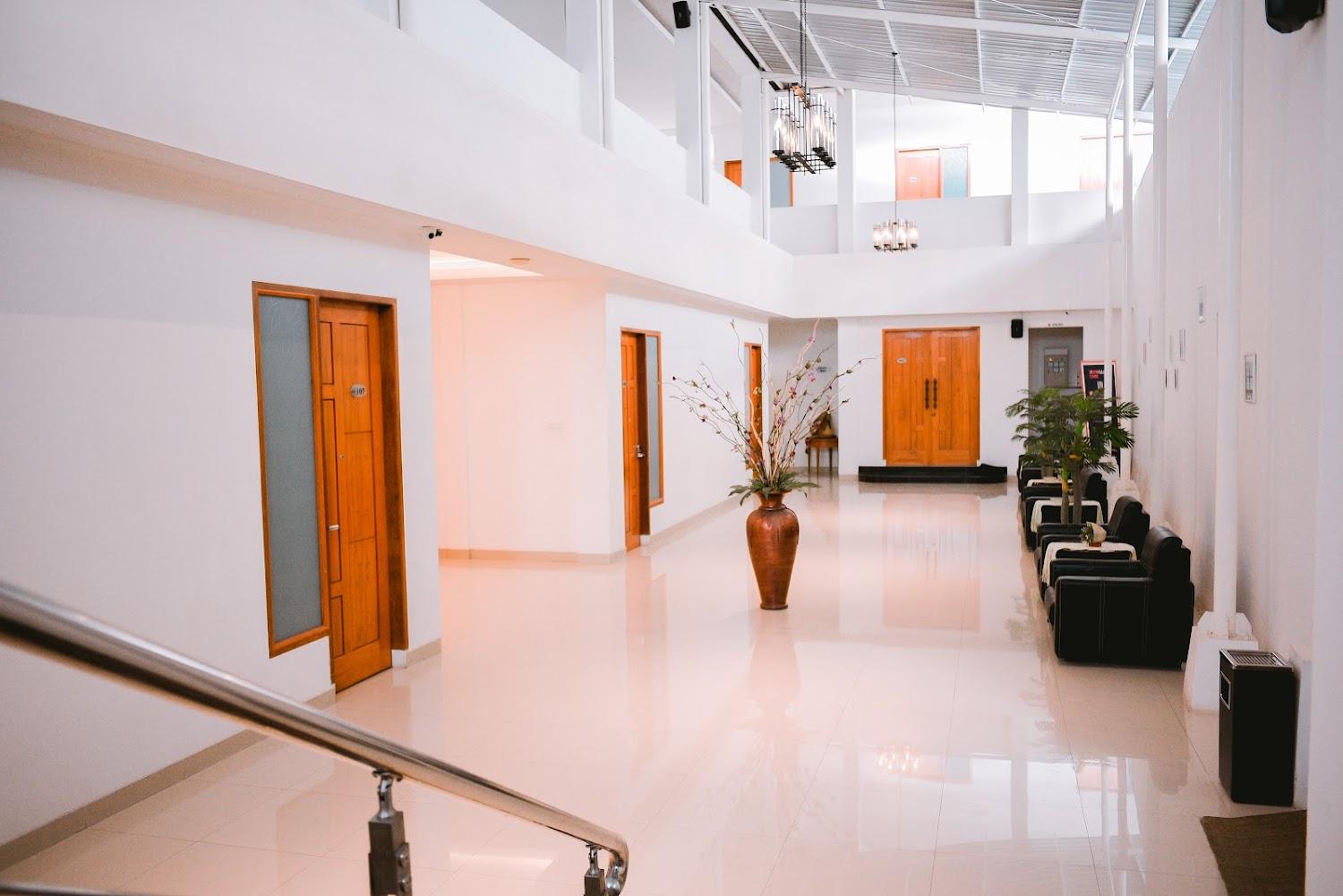 Cover Image for FLOBAMOR CITY HOTEL