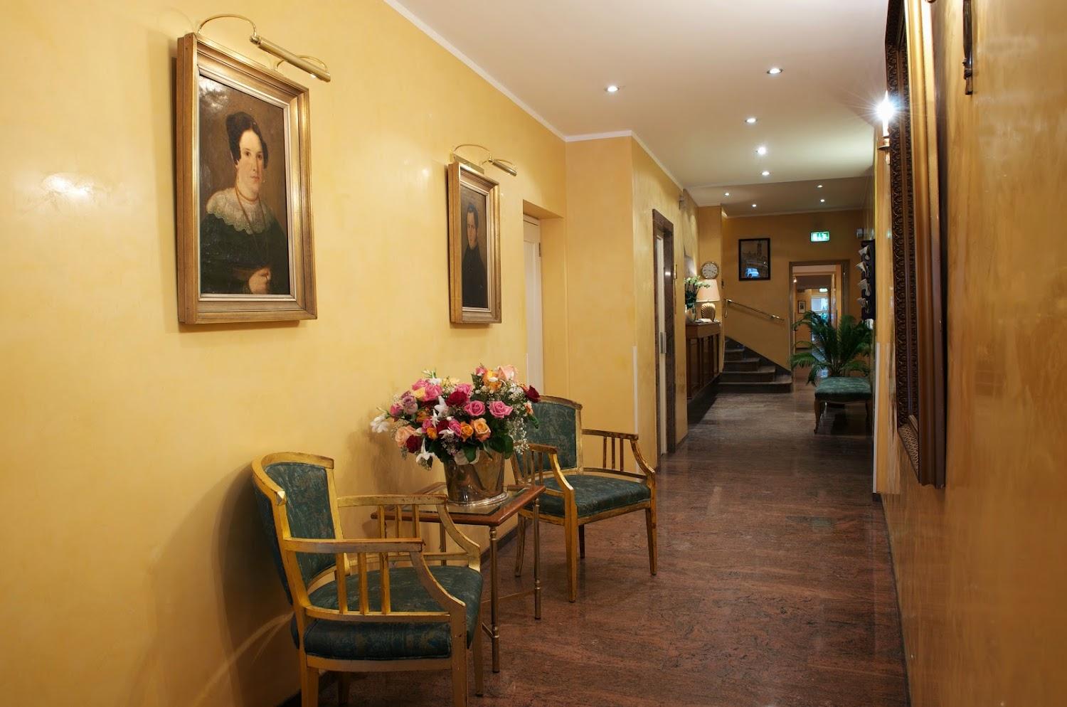 Cover Image for Hotel Schlicker "Zum Goldenen Löwen"