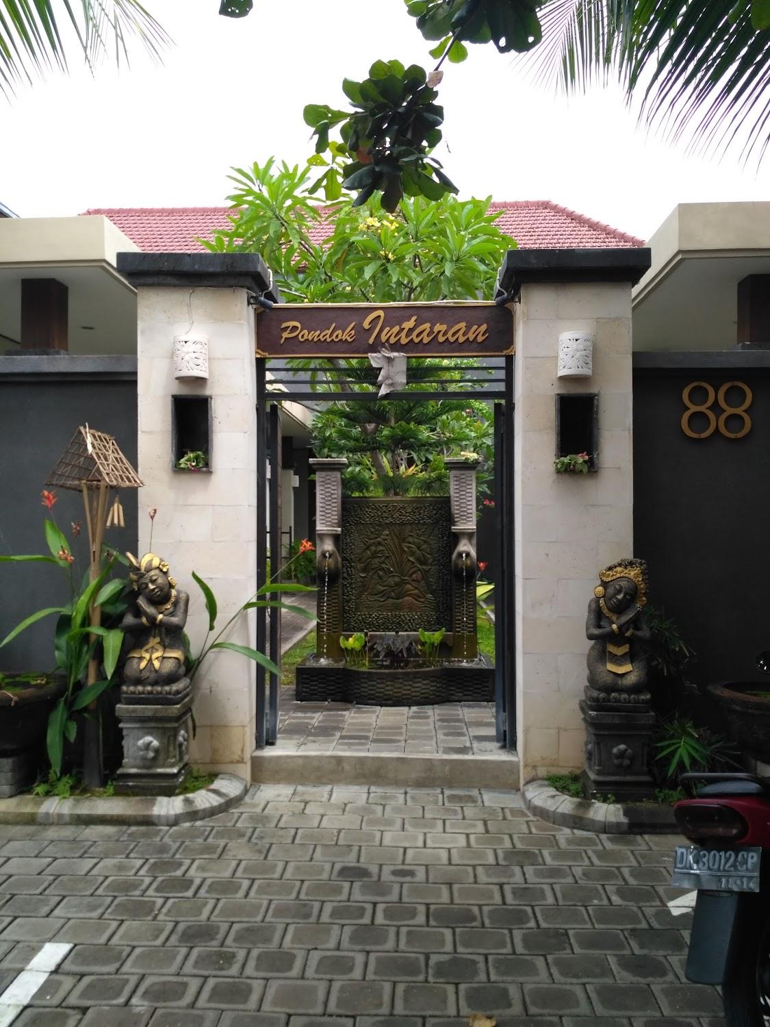 Cover Image for RedDoorz @ Batur Sari Sanur