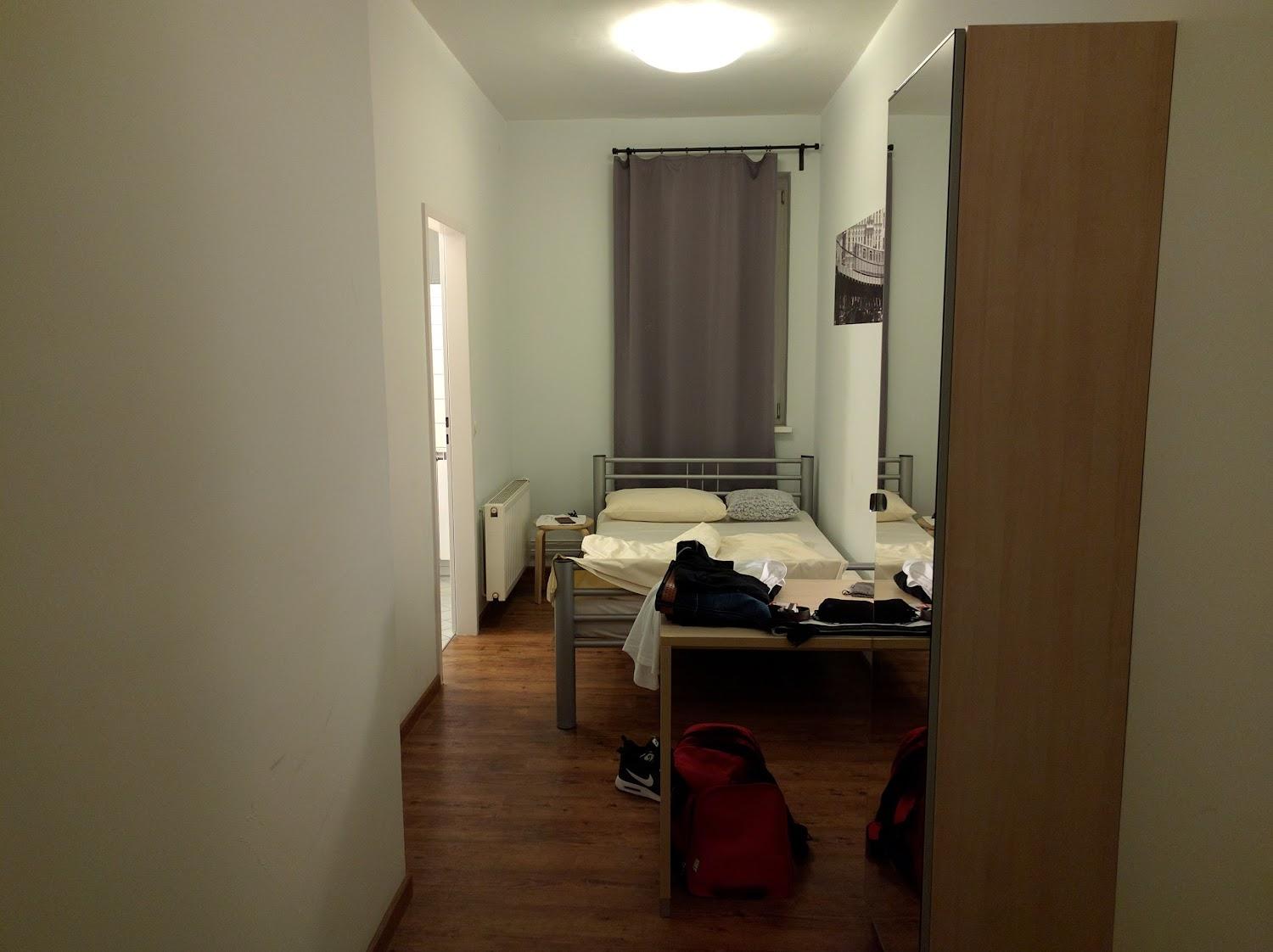 Cover Image for Happy Bed Hostel Berlin