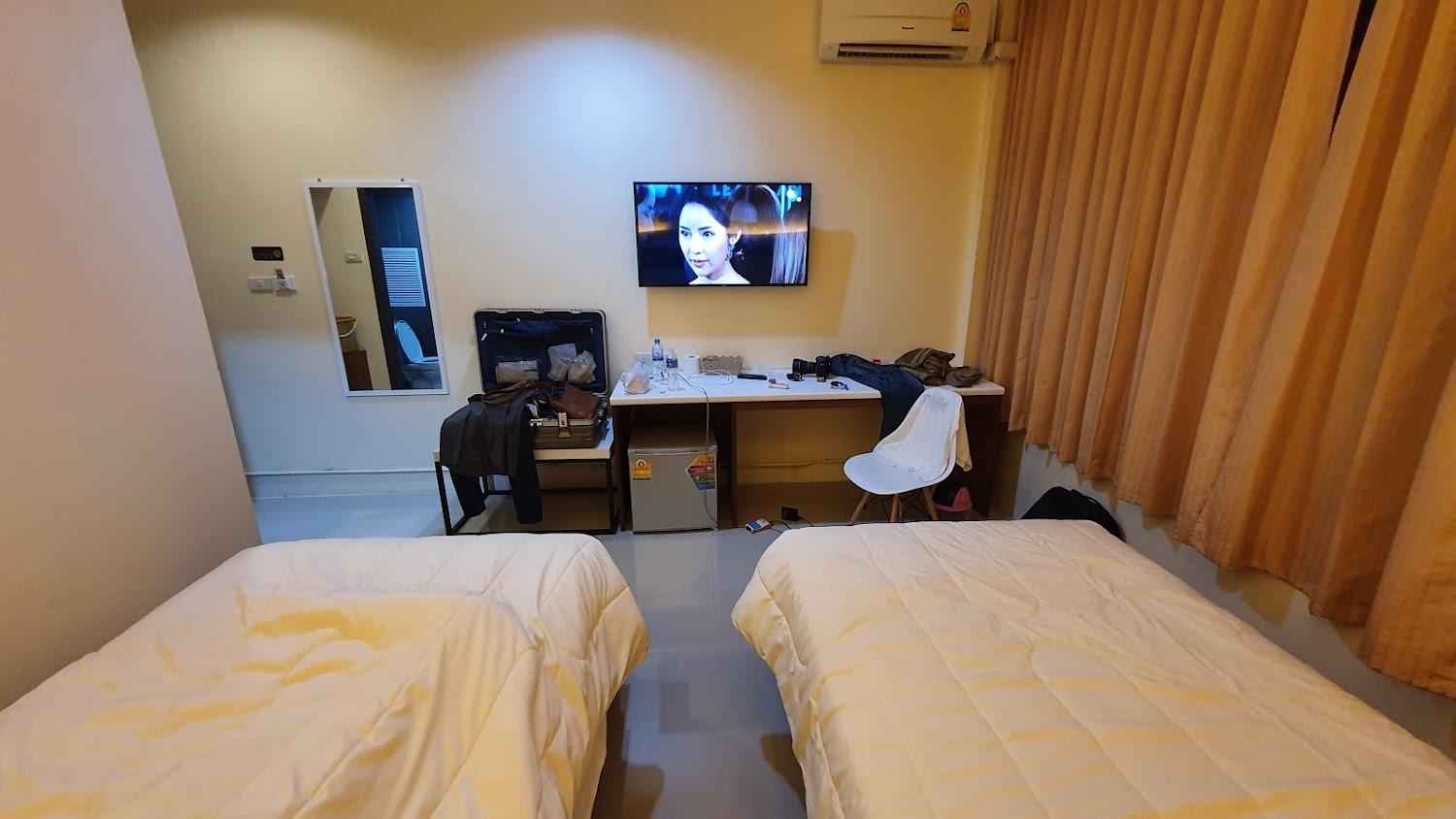Cover Image for Krung Thong Hotel