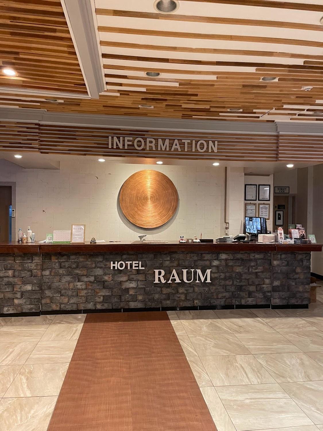 Cover Image for Raum Hotel