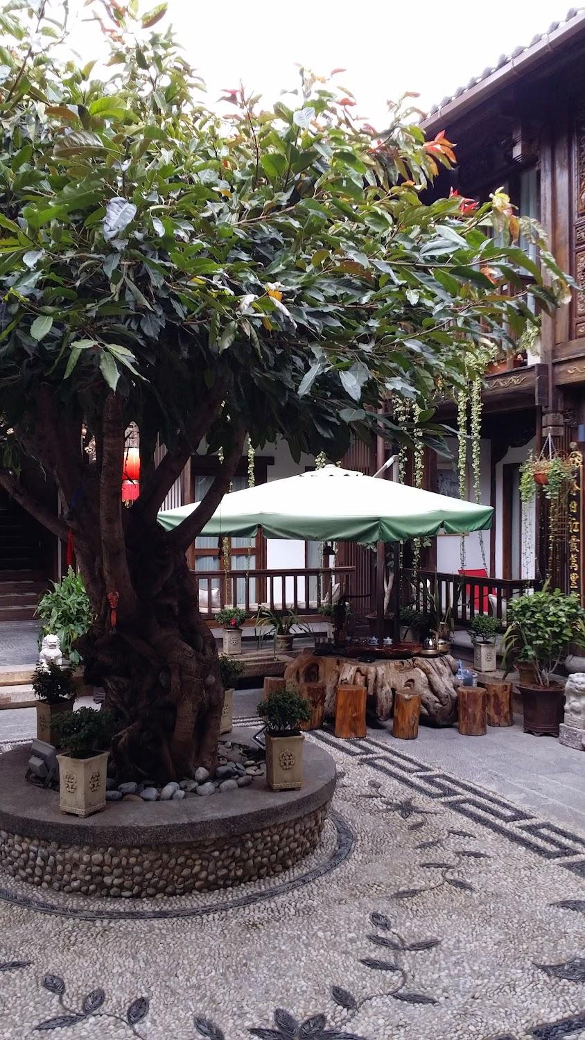 Cover Image for 丽缘居客栈
